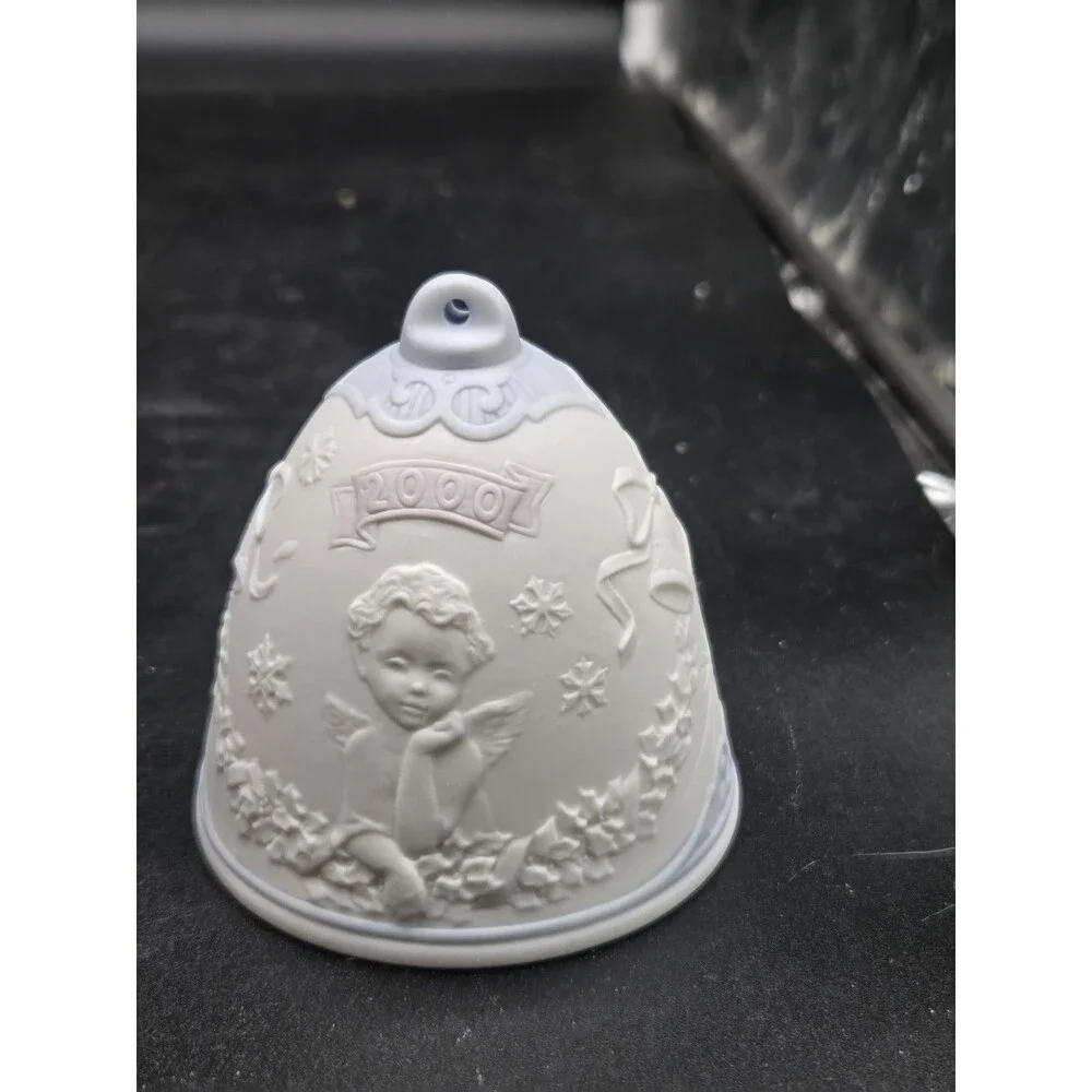 Lladro 2000 Annual Holiday Christmas Ornament Bell with Box #16700